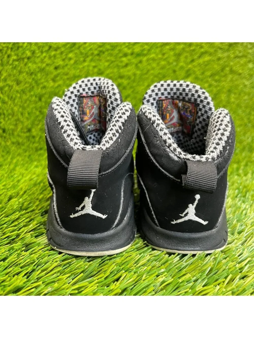 Nike Air Jordan 10 Retro Boys Size 8.5C Black Athletic Walking Shoes Sneakers